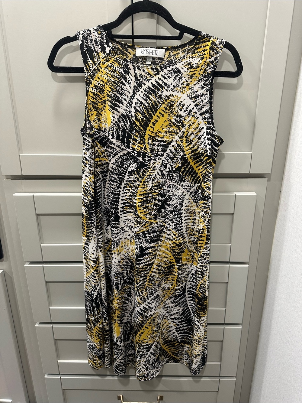 Kasper Sleeveless Print Midi Dress in Yellow, Black & White